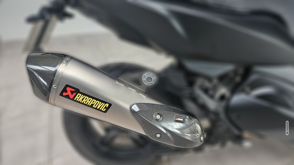 BMW C 650 Sport ABS Griff-und Sitzheizung Akrapovic