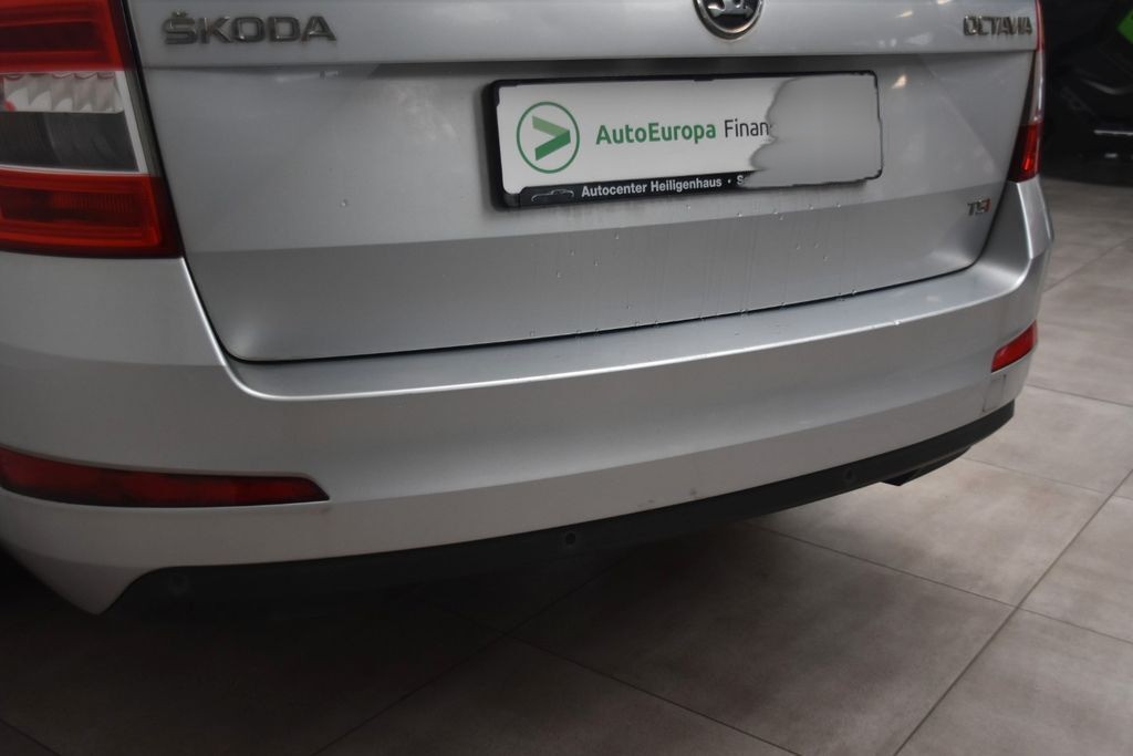 Skoda Octavia Combi Elegance 2ZKlimaauto Tempo SHZ PDC