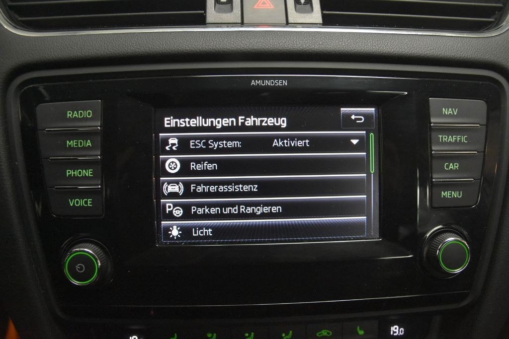 Skoda Octavia Combi Elegance 2ZKlimaauto Tempo SHZ PDC