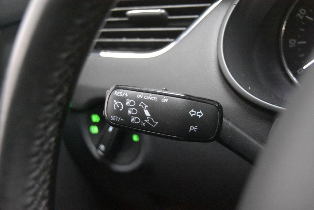 Skoda Octavia Combi Elegance 2ZKlimaauto Tempo SHZ PDC