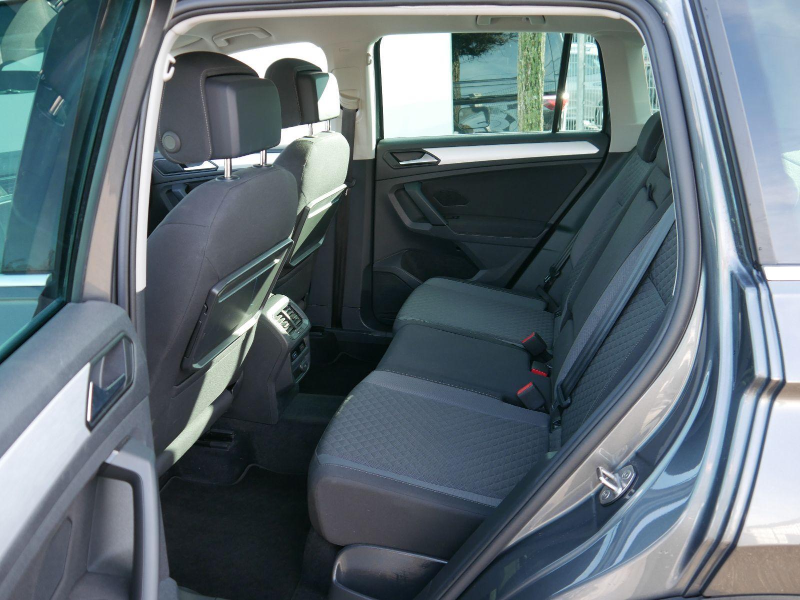 Volkswagen Tiguan 1.5 TSI ACT COMFORTLINE* ACC *AHK* WINTERPAKET * LED * NAVI * PDC * SHZG 