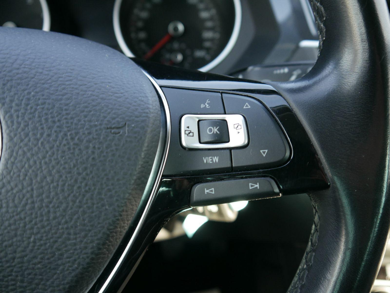 Volkswagen Tiguan 1.5 TSI ACT COMFORTLINE* ACC *AHK* WINTERPAKET * LED * NAVI * PDC * SHZG 