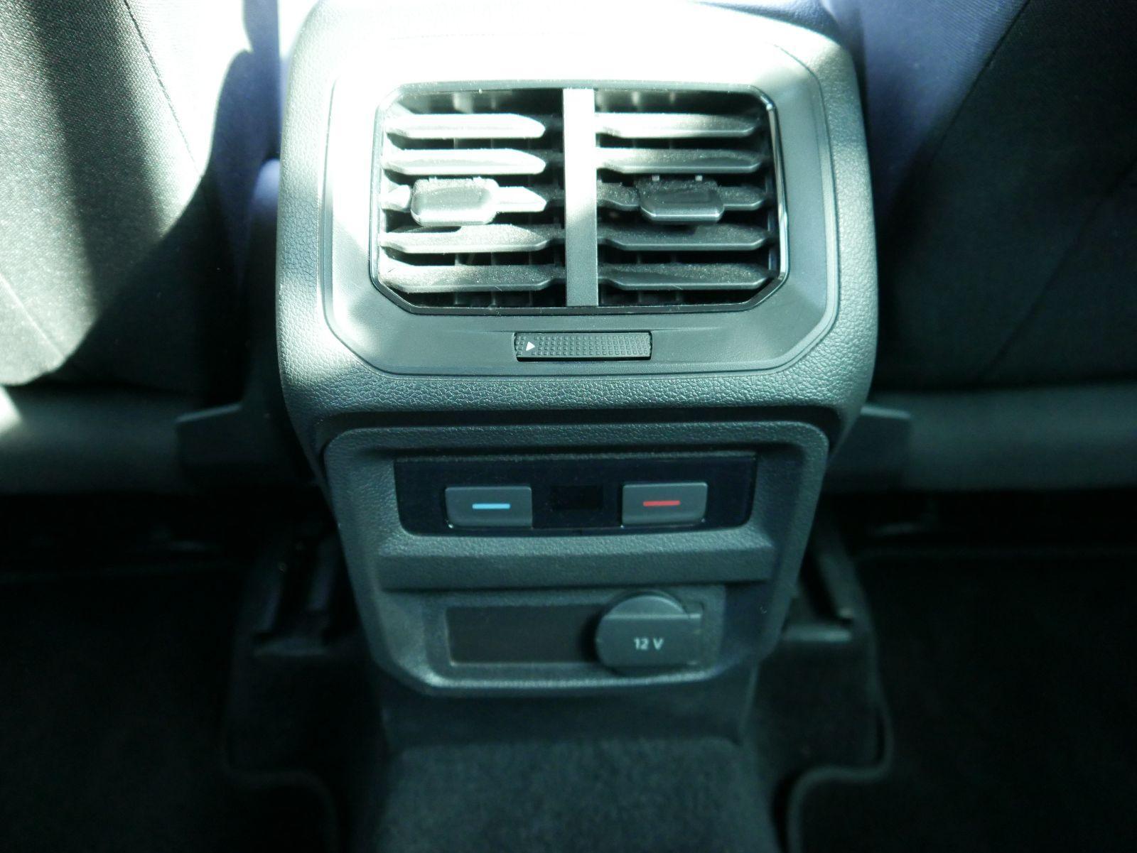 Volkswagen Tiguan 1.5 TSI ACT COMFORTLINE* ACC *AHK* WINTERPAKET * LED * NAVI * PDC * SHZG 