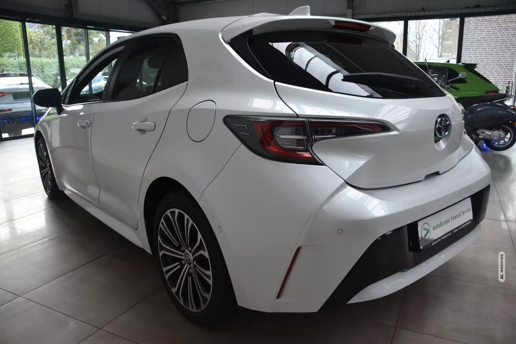 Toyota Corolla Hybrid Team D LED Kamera AppNavi Tempo