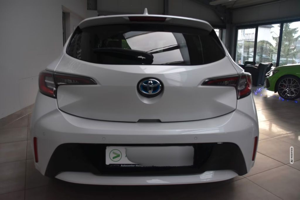Toyota Corolla Hybrid Team D LED Kamera AppNavi Tempo