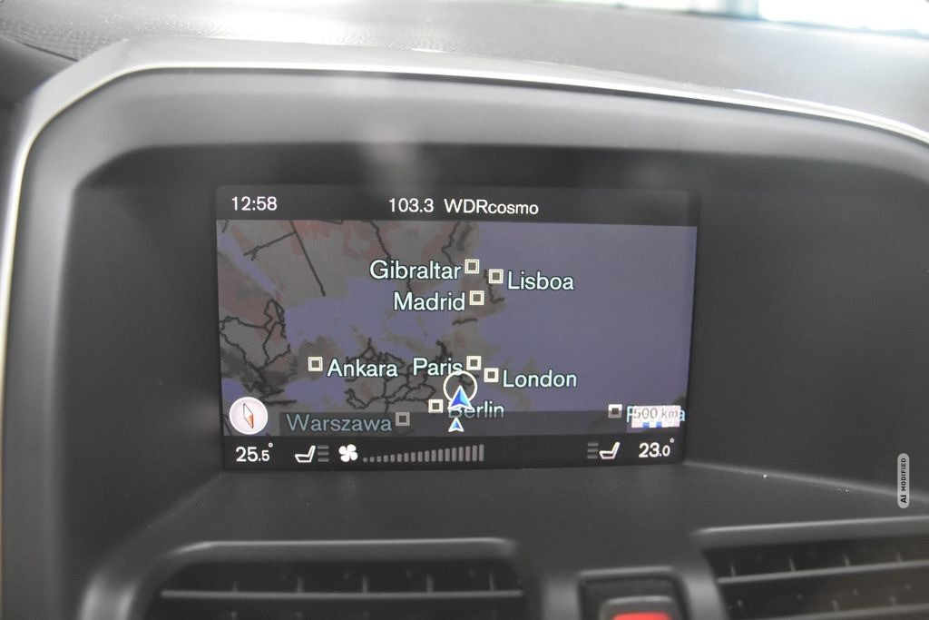 Volvo XC60 XC60 Summum 2WD Navi Klima Tempo SHZ PDC
