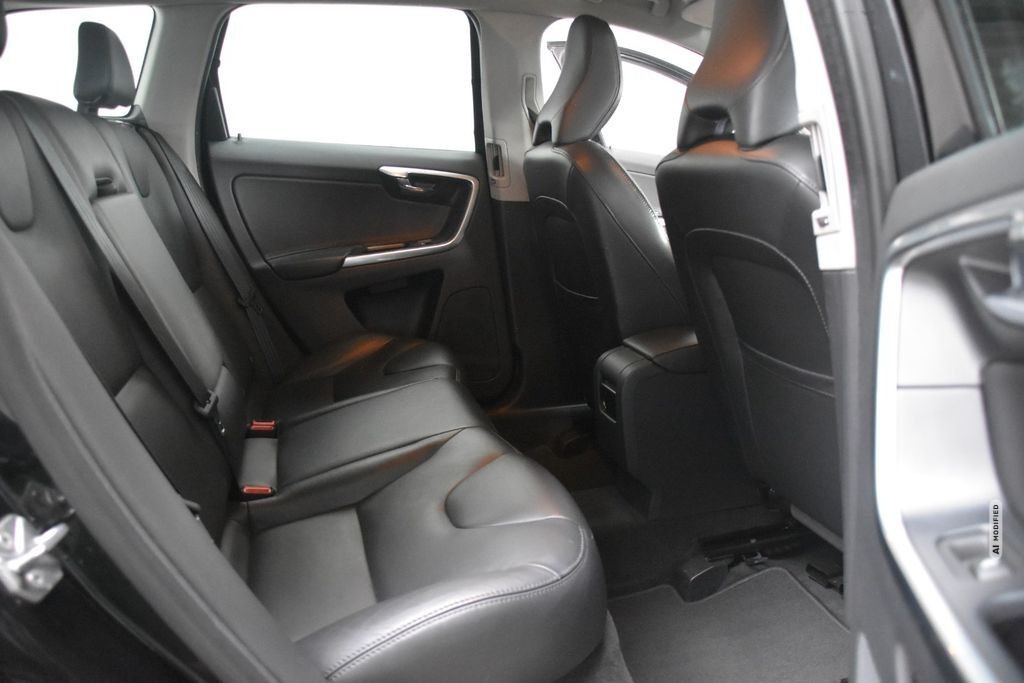 Volvo XC60 XC60 Summum 2WD Navi Klima Tempo SHZ PDC