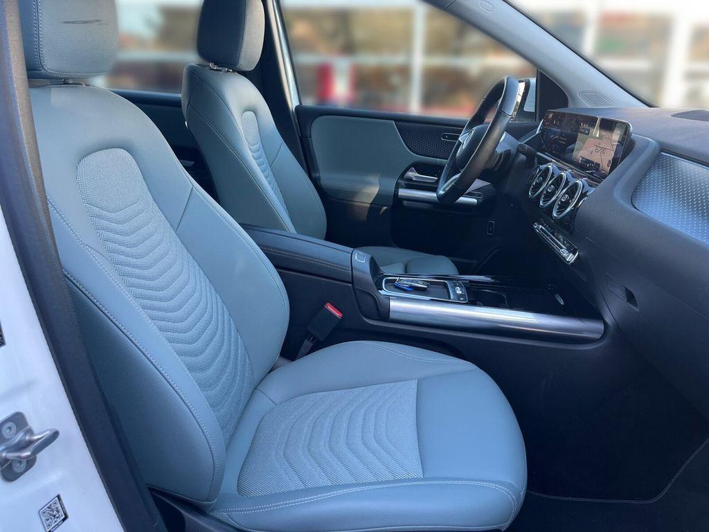 Mercedes-Benz B 200 Progressive NAVI+RÜCKFAHRKAMERA+SITZHIZUNG