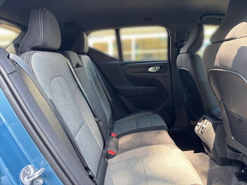 Volvo XC40 2WD Plus Dark RÜCKFAHRKAMERA+SITZHEIZUNG