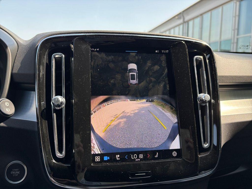 Volvo XC40 2WD Plus Dark RÜCKFAHRKAMERA+SITZHEIZUNG