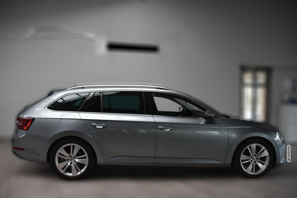 Skoda Superb 2.0 TDI Style Navi Xenon Kamera ACC AHK