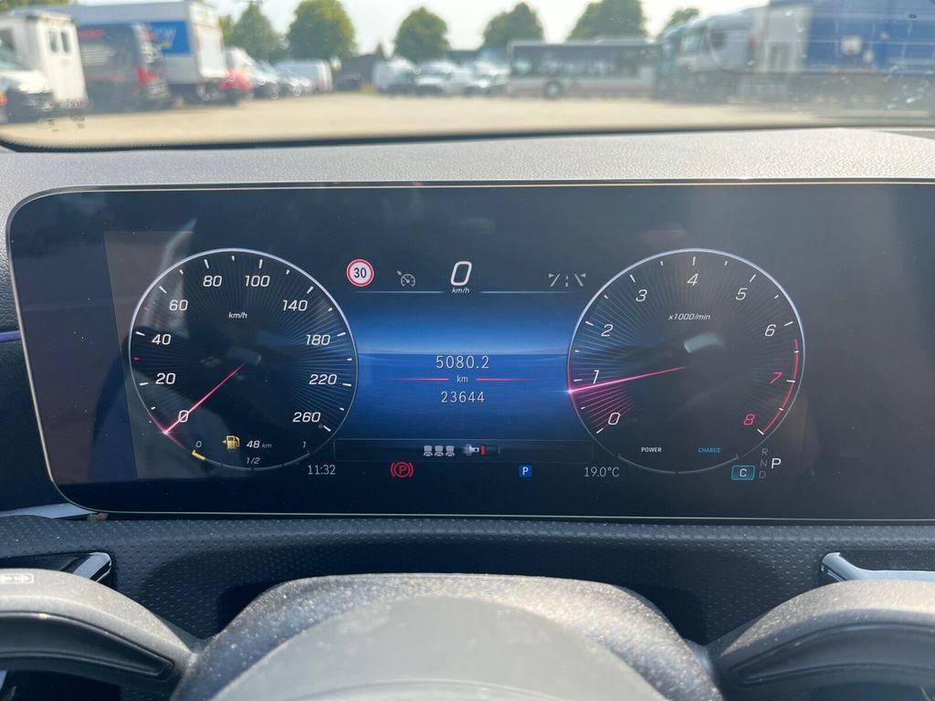 Mercedes-Benz A 180 AMG Line NAVIGATION+SITZ-& LENKRADHEIZUNG