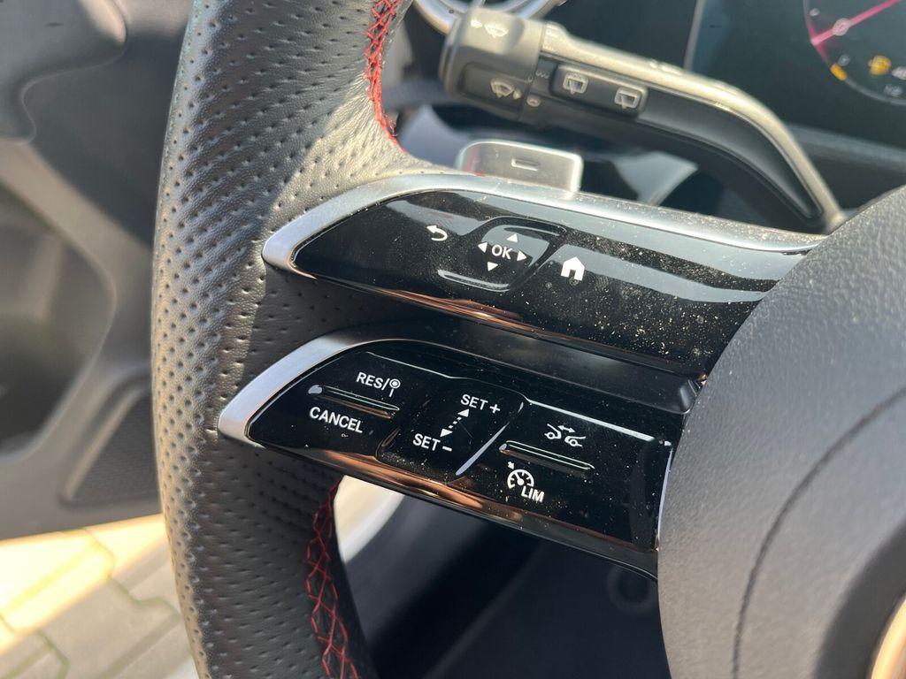 Mercedes-Benz A 180 AMG Line NAVIGATION+SITZ-& LENKRADHEIZUNG