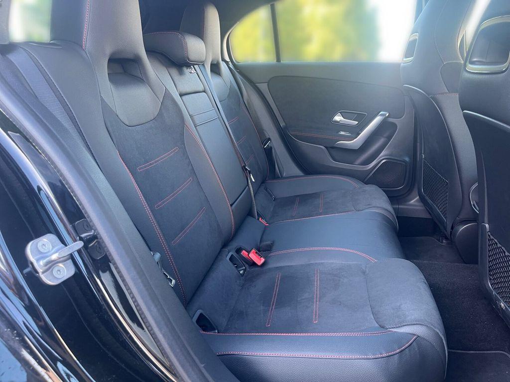 Mercedes-Benz A 180 AMG Line NAVIGATION+LENKRAD-& SITZHEIZUNG