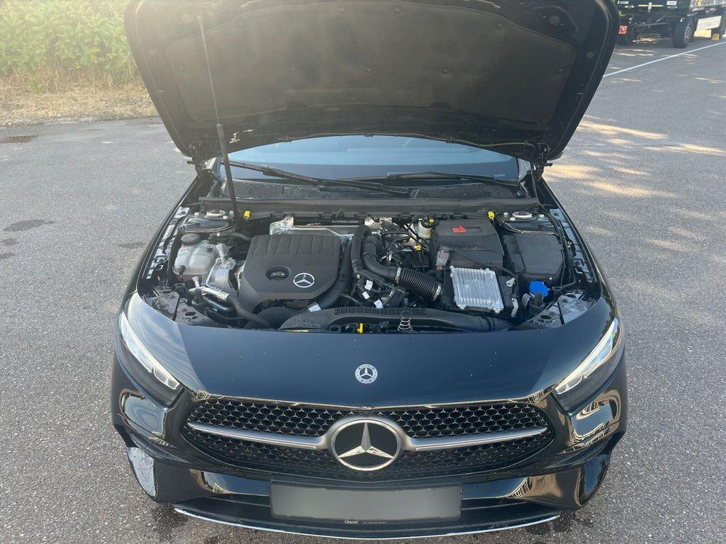 Mercedes-Benz A 180 AMG Line NAVIGATION+LENKRAD-& SITZHEIZUNG