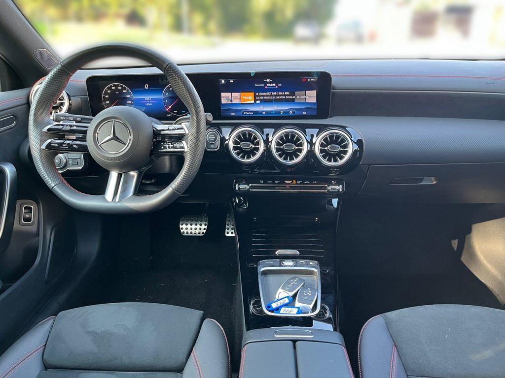 Mercedes-Benz CLA 200 Shooting Brake CLA 200 SB AMG Line NAVI+RÜCKFAHRKAMERA+TEMPOMAT