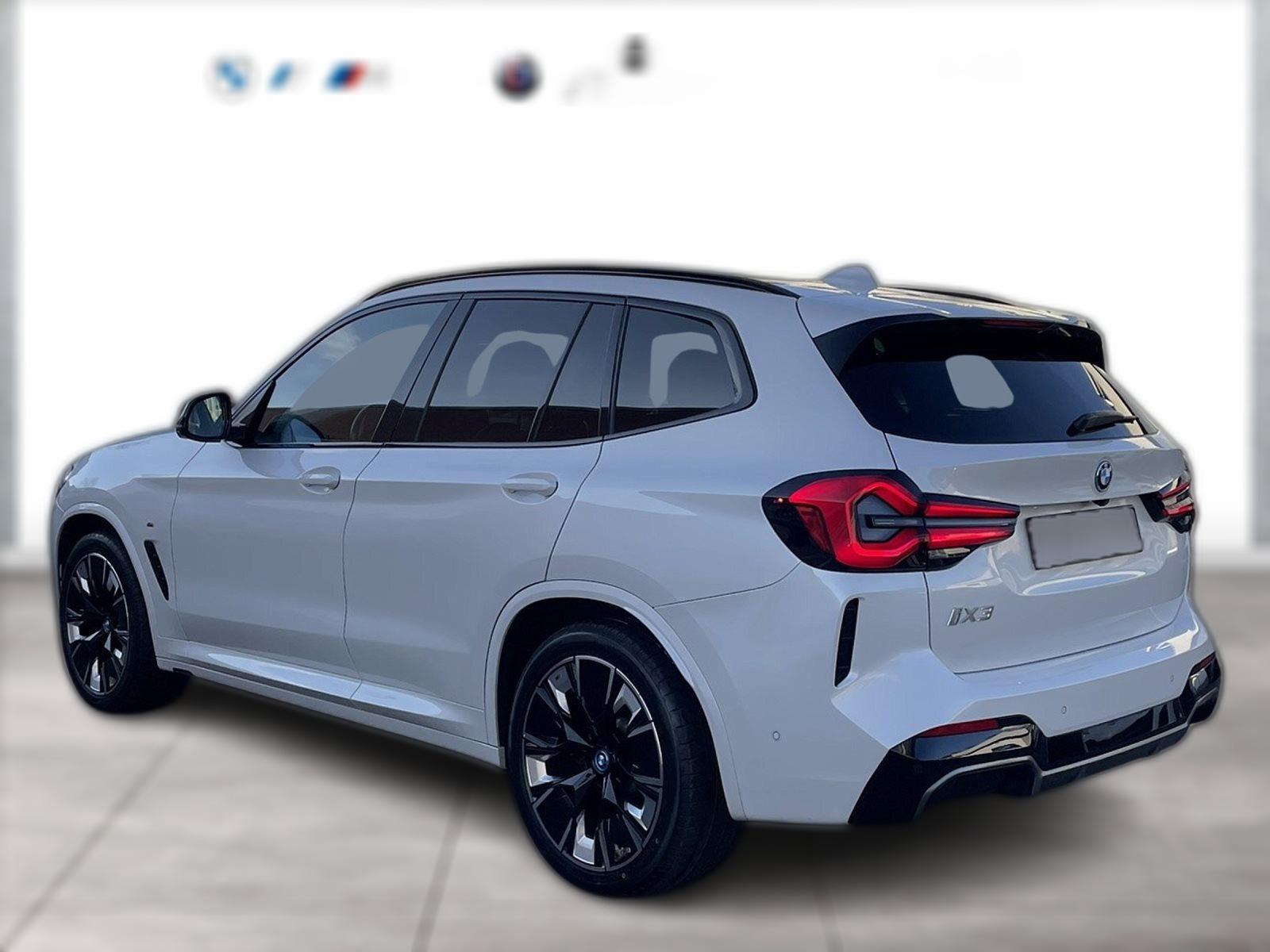 BMW iX3 Impressive 100%Akku M Sport Panorama AHK Laser HeadUp HarmanKardon