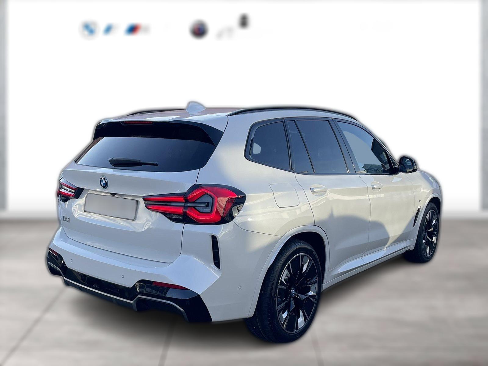 BMW iX3 Impressive 100%Akku M Sport Panorama AHK Laser HeadUp HarmanKardon