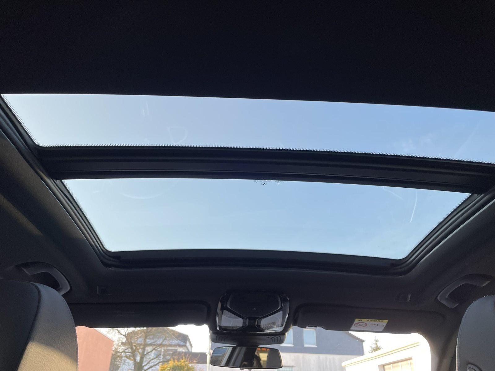 BMW iX3 Impressive 100%Akku M Sport Panorama AHK Laser HeadUp HarmanKardon