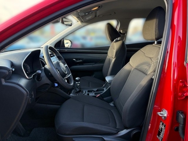 Hyundai Tucson Pure 2WD +KLIMA+TEMPOMAT+CARPLAY+RADIO+UVM+