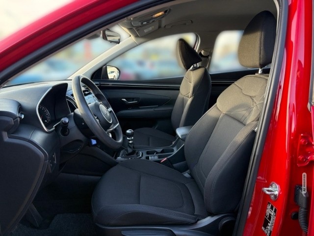 Hyundai Tucson Pure 2WD +KLIMA+TEMPOMAT+CARPLAY+RADIO+UVM+