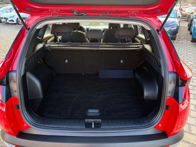 Hyundai Tucson Pure 2WD +KLIMA+TEMPOMAT+CARPLAY+RADIO+UVM+