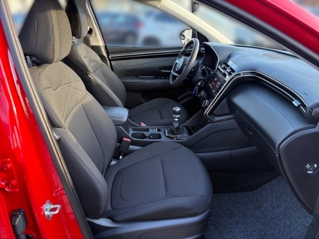 Hyundai Tucson Pure 2WD +KLIMA+TEMPOMAT+CARPLAY+RADIO+UVM+