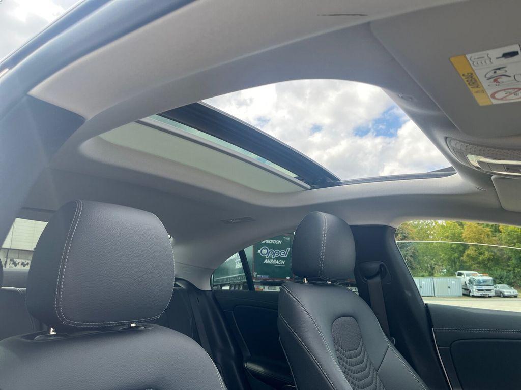 Mercedes-Benz CLA 180 Progressive NAVI+RÜCKFAHRKAMERA+TEMPOMAT