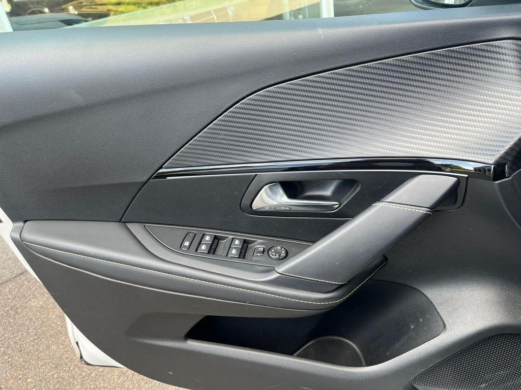 Peugeot e-208 GT NAVIGATION+SITZHEIZUNG+MIRROR-LINKNavi