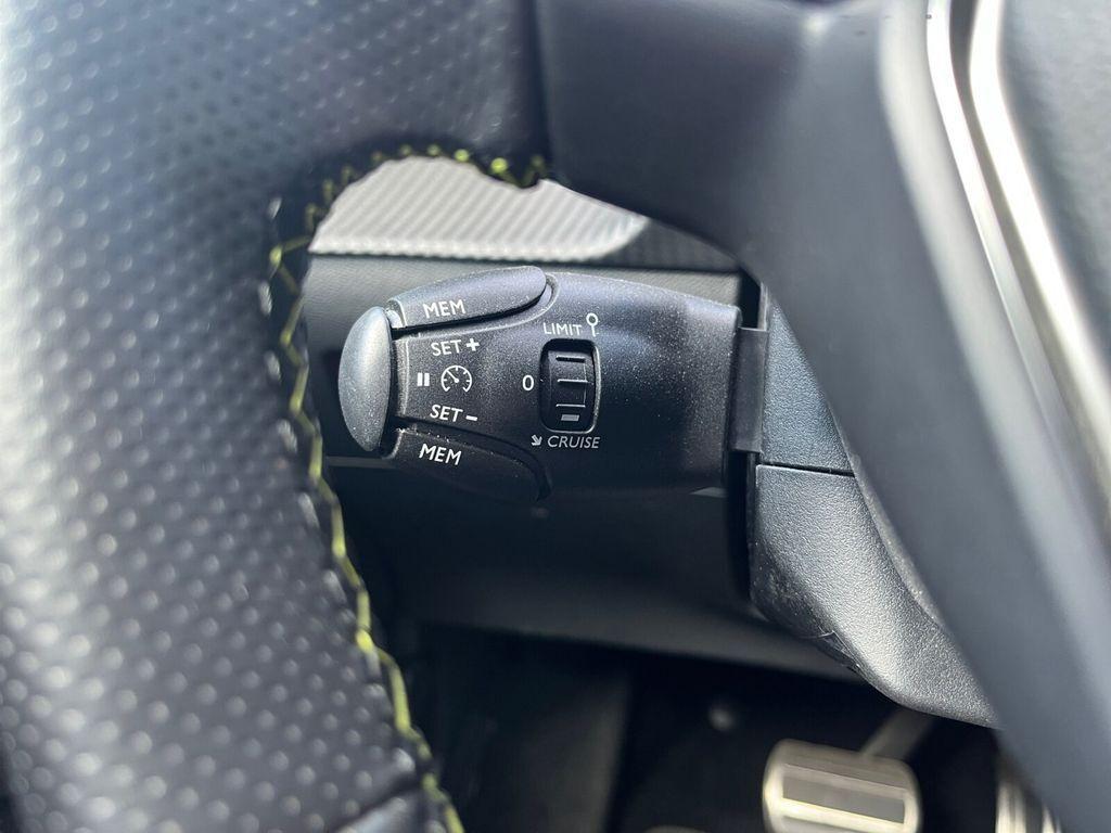 Peugeot e-208 GT NAVIGATION+SITZHEIZUNG+MIRROR-LINKNavi