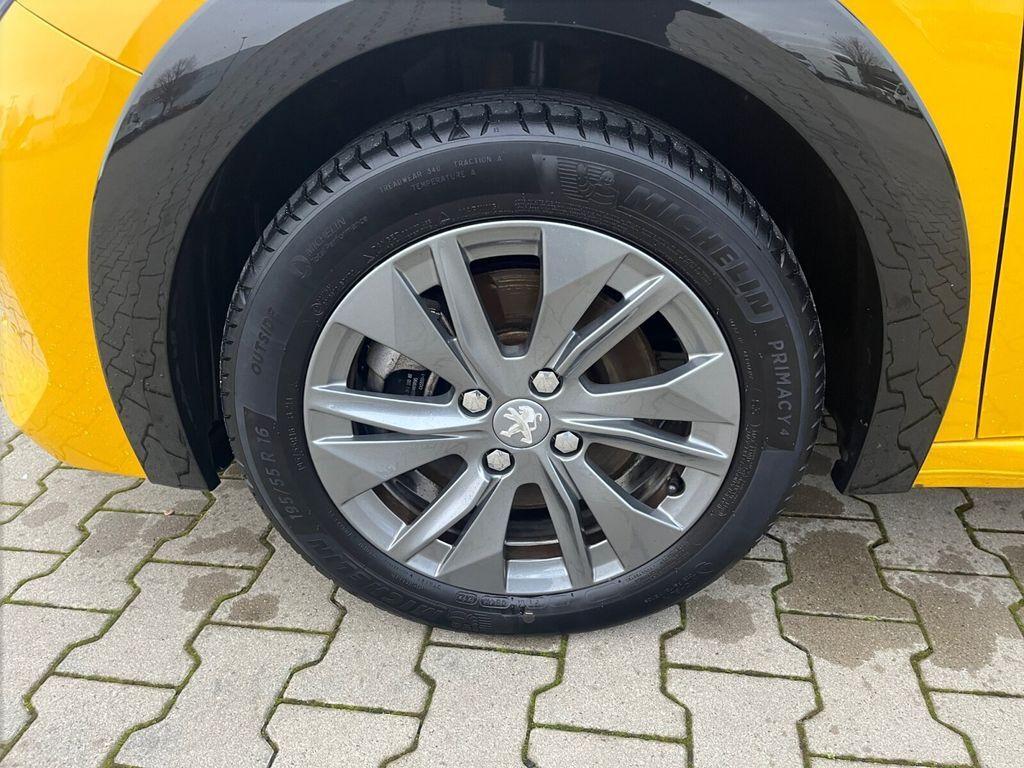 Peugeot 208 e- Active Pack SITZHEIZUNG+LED-BELEUCHTUNGBC