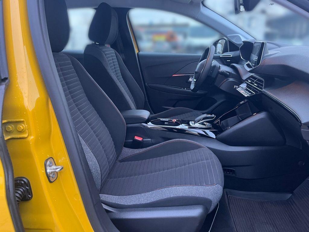 Peugeot 208 e- Active Pack SITZHEIZUNG+LED-BELEUCHTUNGBC