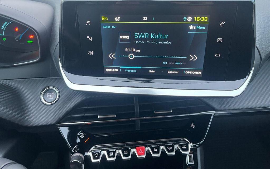 Peugeot 208 e- Active Pack SITZHEIZUNG+LED-BELEUCHTUNGBC