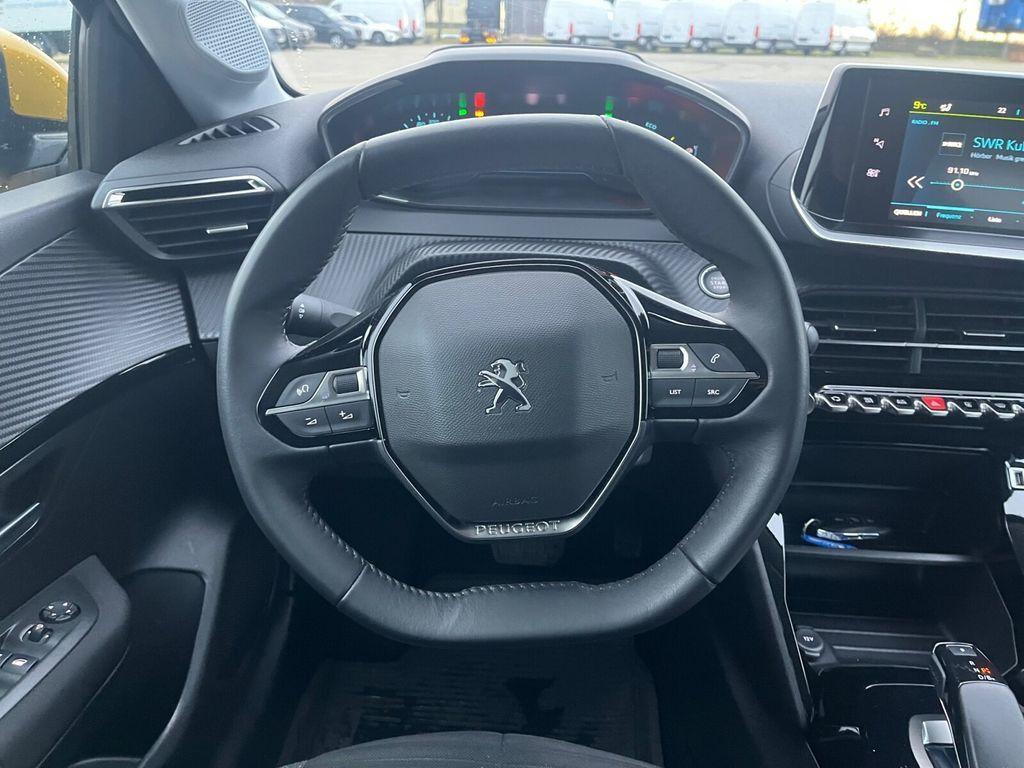 Peugeot 208 e- Active Pack SITZHEIZUNG+LED-BELEUCHTUNGBC