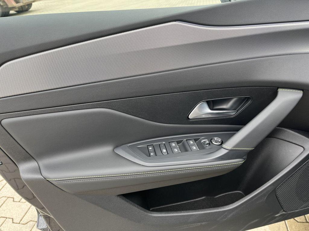 Peugeot 408 GT SITZHEIZUNG+TEMPOMAT+NAVIGATIONNavi/Klima