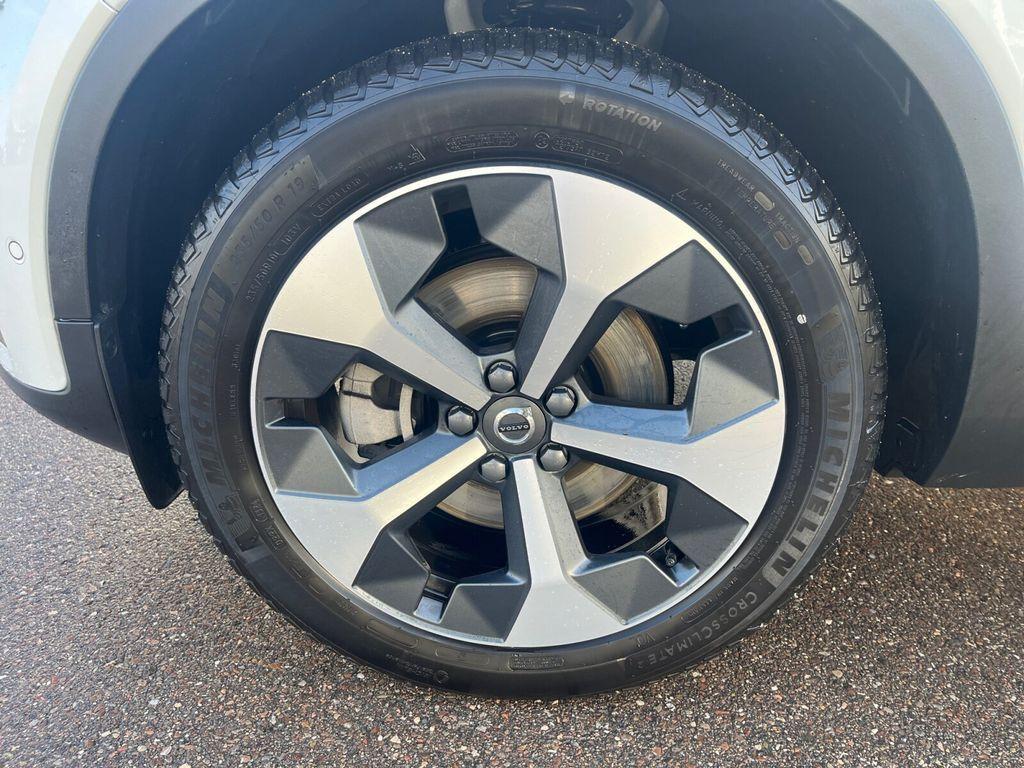 Volvo XC40 XC40 B3 Plus Dark NAVIGATION+LENKRAD-HEIZUNG