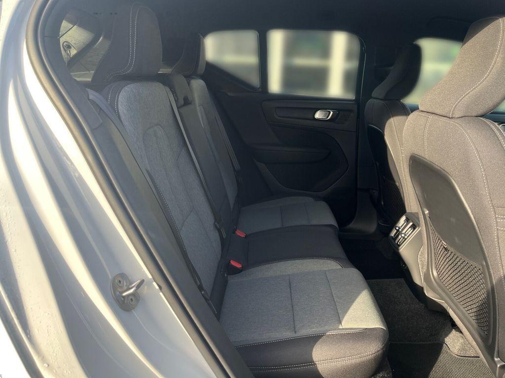 Volvo XC40 XC40 B3 Plus Dark NAVIGATION+LENKRAD-HEIZUNG