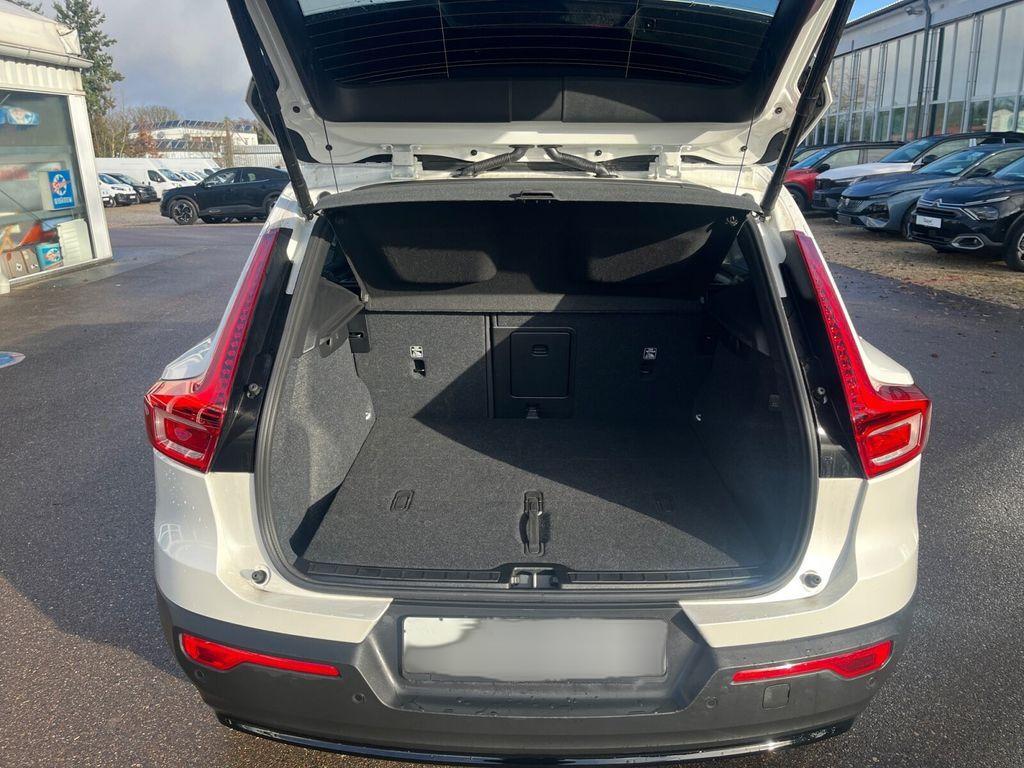 Volvo XC40 XC40 B3 Plus Dark NAVIGATION+LENKRAD-HEIZUNG