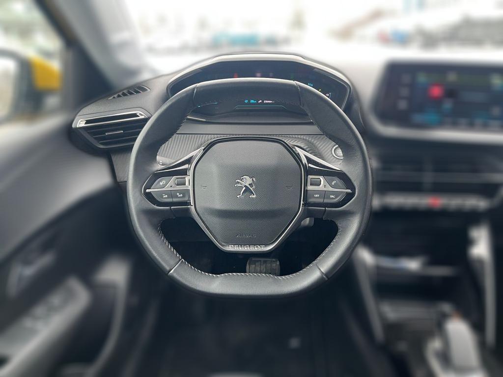 Peugeot 208 e- Active TEMPOMAT+KEYLESS-SYSTEM+LED-LICHTBC