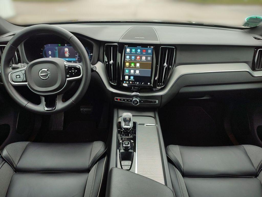 Volvo XC60 XC60 T6AWD Plus Dark ANHÄNGERKUPPLUNG+SCHIEBED.+