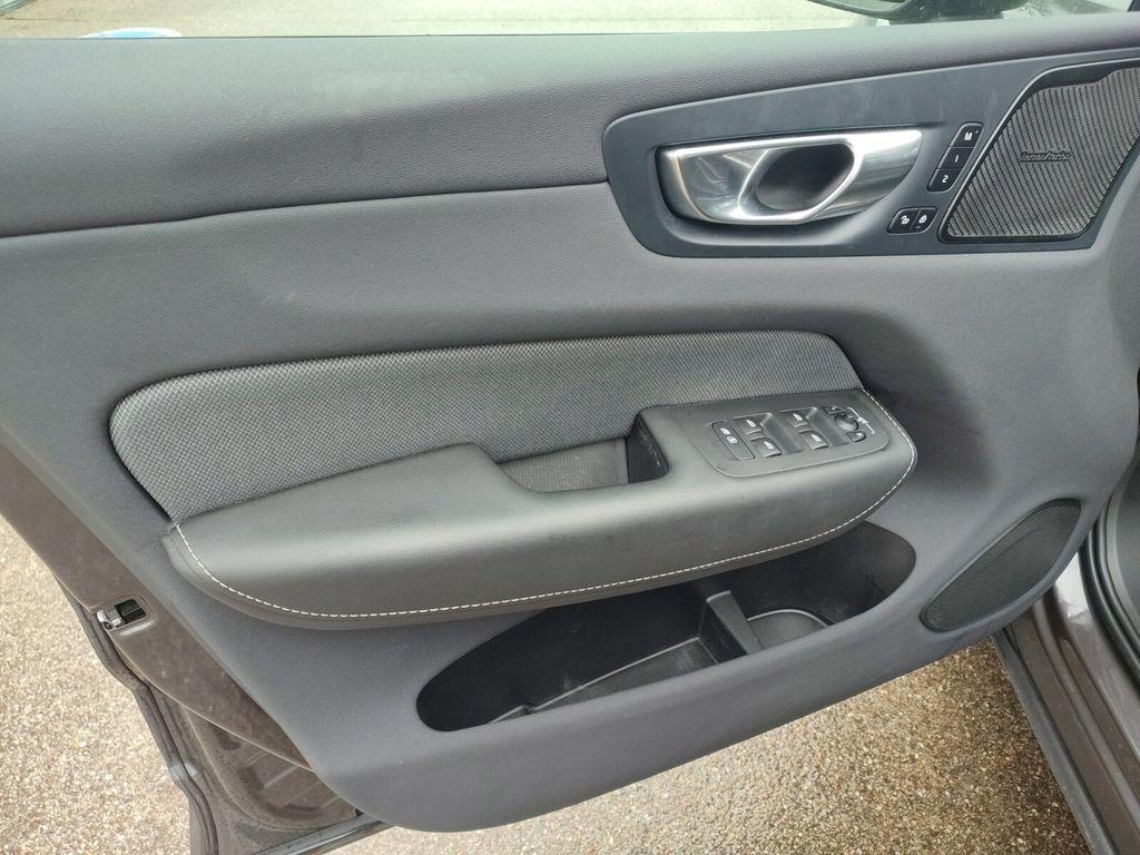 Volvo XC60 XC60 T6AWD Plus Dark ANHÄNGERKUPPLUNG+SCHIEBED.+