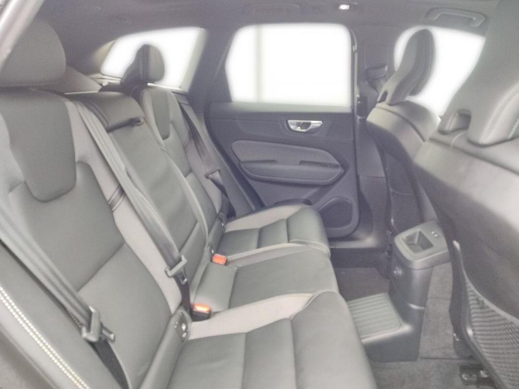 Volvo XC60 XC60 T6AWD Plus Dark ANHÄNGERKUPPLUNG+SCHIEBED.+