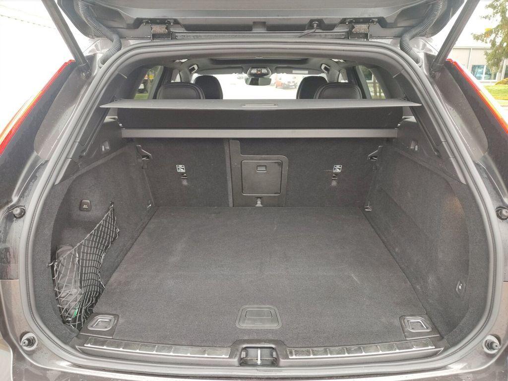 Volvo XC60 XC60 T6AWD Plus Dark ANHÄNGERKUPPLUNG+SCHIEBED.+
