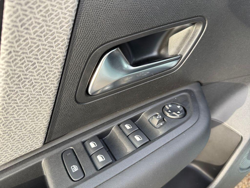 Citroën C4 1.2 PureTech Max RÜCKFAHRKAMERA+NAVIGATION