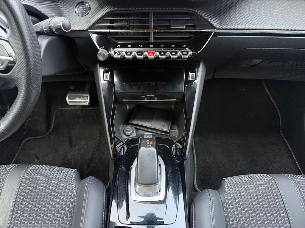 Peugeot 208 e- GT NAVI+180° R.KAMERA+TEMPOMATNavi/Klima