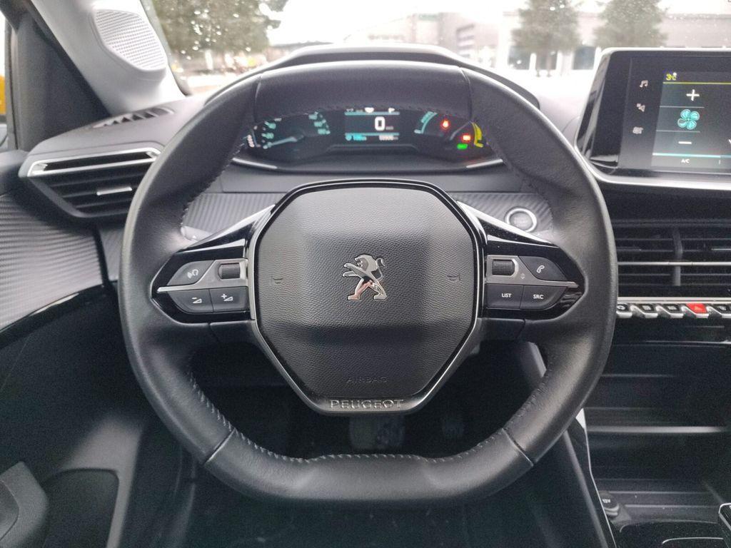 Peugeot 208 e- 136 Active SITZHEIZUNG+TEMPOMATKlima/BC