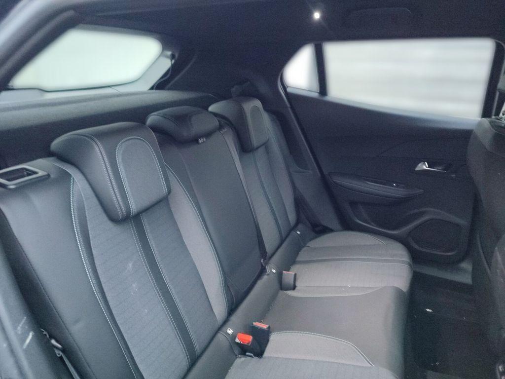 Peugeot 2008 e- Allure SITZHEIZUNG+180°R-KAMERA+TEMPOMAT