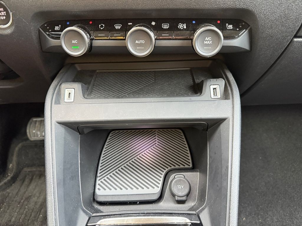 Citroën C4 Shine S&S NAVI+360° R-KAMERA+HEAD-UP DISPLAY