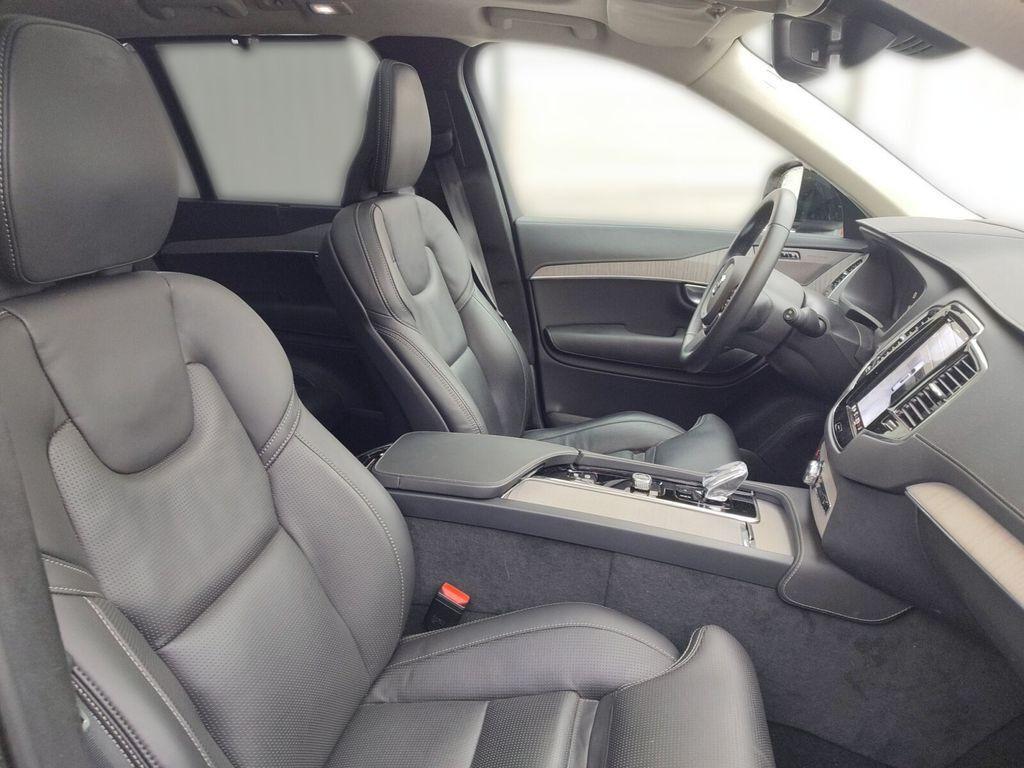 Volvo XC90 T8 AWD Ultra Dark 7-SITZER+NAVI+360°R-KAM.