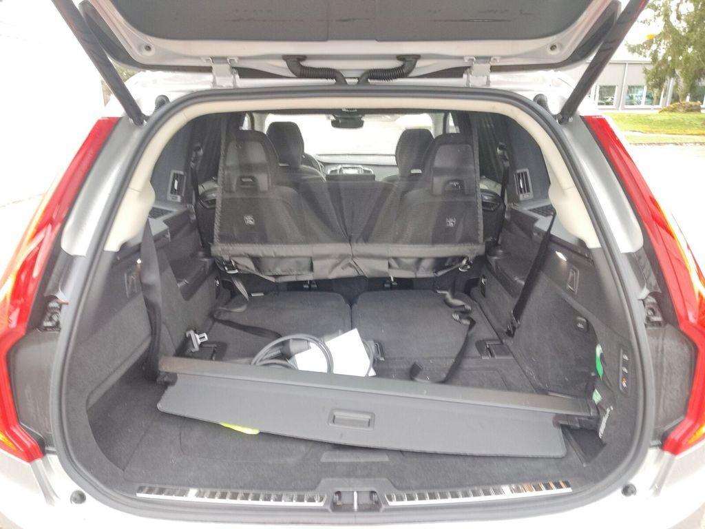 Volvo XC90 T8 AWD Ultra Dark 7-SITZER+NAVI+360°R-KAM.